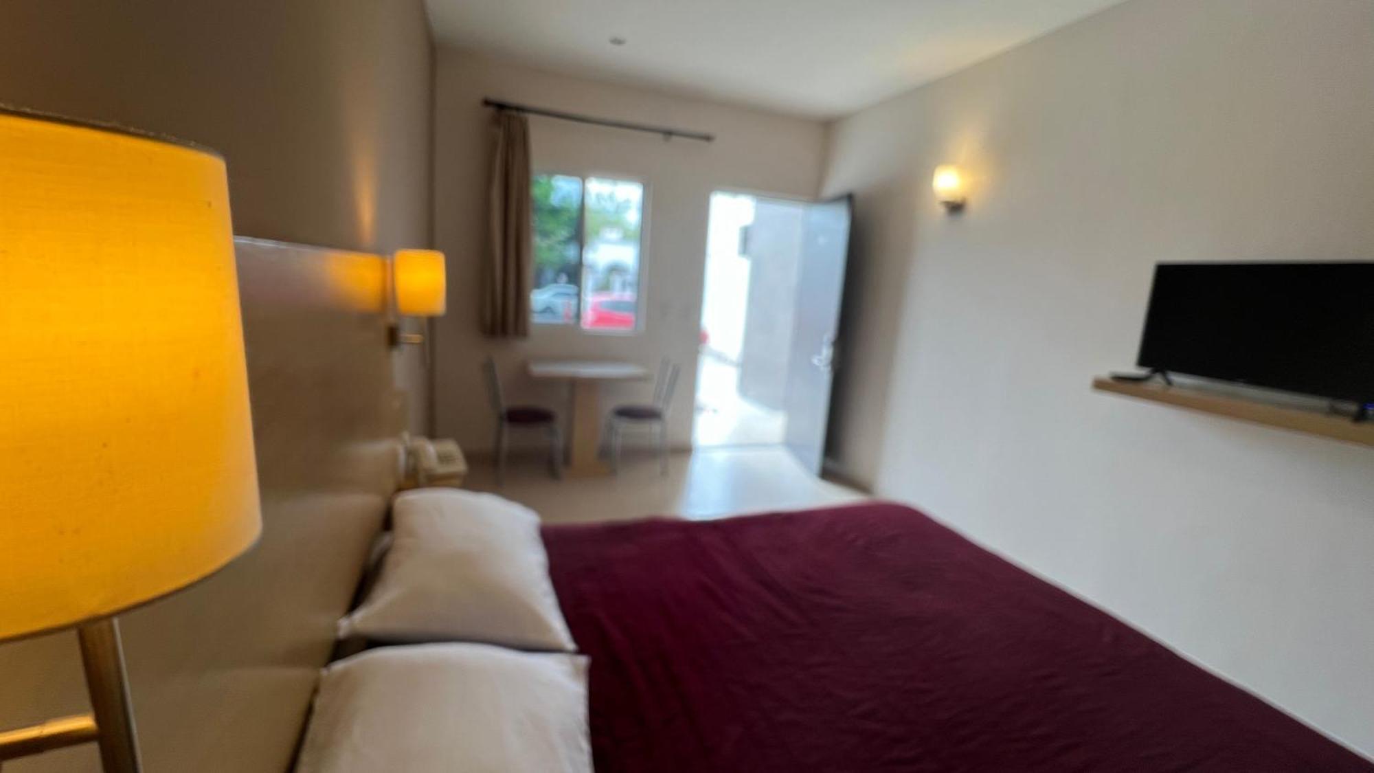 Nova Hotel Cadereyta Jiménez Exteriér fotografie