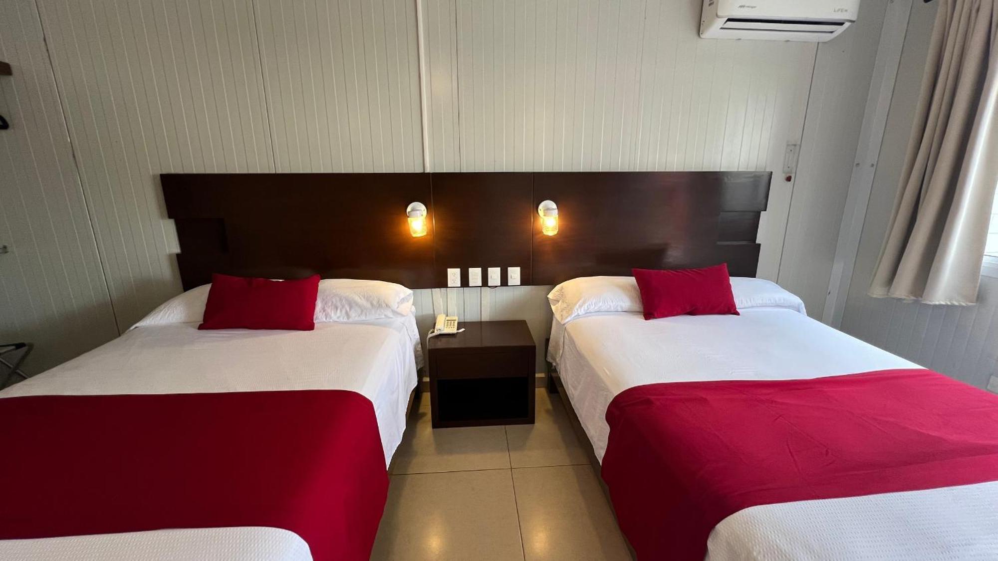 Nova Hotel Cadereyta Jiménez Exteriér fotografie