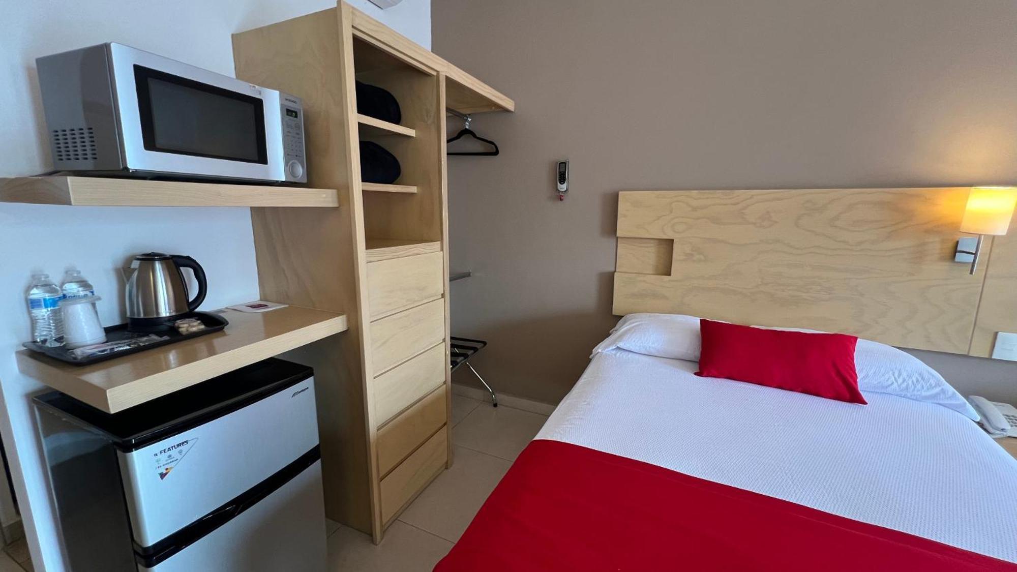 Nova Hotel Cadereyta Jiménez Exteriér fotografie