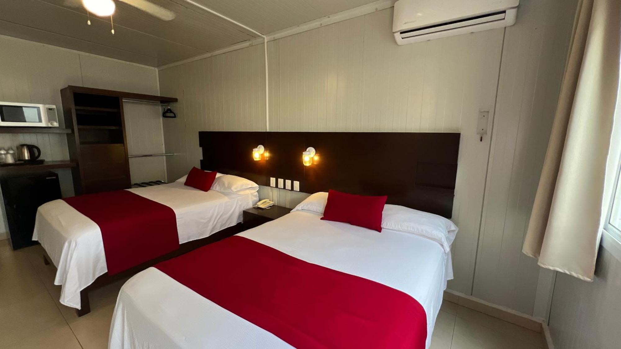 Nova Hotel Cadereyta Jiménez Exteriér fotografie